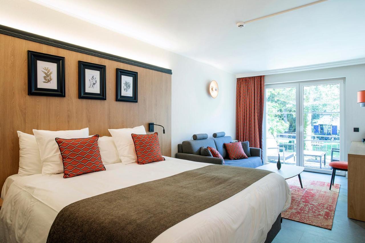 Hotel Les Ardillieres Du Pont D'Oye Habay-la-Neuve Bagian luar foto
